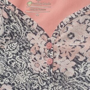 Preimer Healing hands scrub top Sz medium